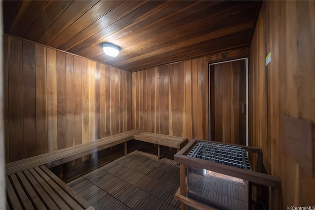 2525 Date St Unit 405, Honolulu, HI 96826 - relaxing sauna featuring wood walls and wood ceiling