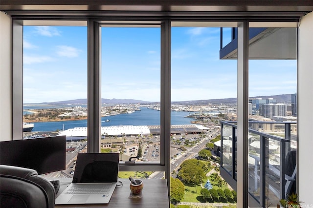 600 Ala Moana Blvd Unit 3006, Honolulu, HI 96813 - sunroom / solarium with a water and mountain view and a view of city