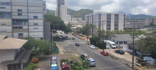 1402 Piikoi St Unit 502, Honolulu, HI 96822 - city view featuring a mountainous background