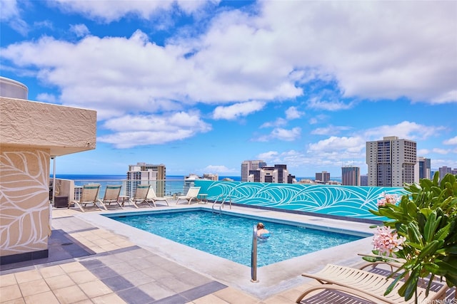 2345 Ala Wai Blvd Unit 2209, Honolulu, HI 96815 - community pool with a patio and a city view