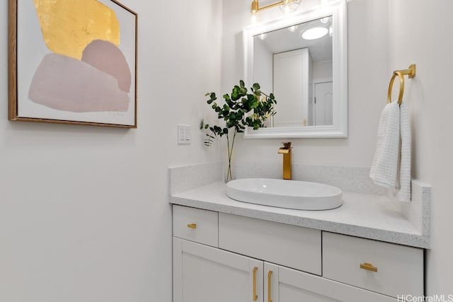 53-549 Kamehameha Hwy Unit 402, Hauula, HI 96717 - bathroom with vanity