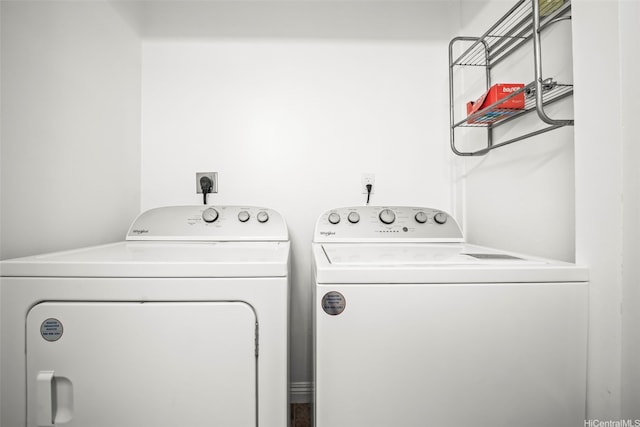 53-388 Kamehameha Hwy, Hauula, HI 96717 - laundry room with washer and clothes dryer