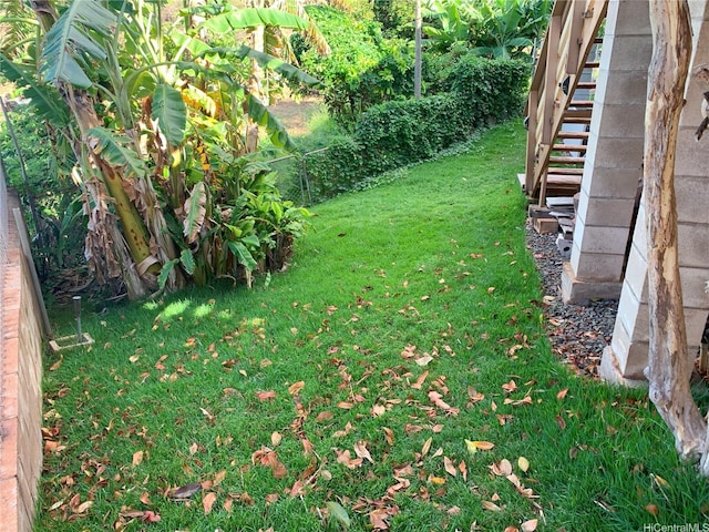 92-882 Wainohia St, Kapolei, HI 96707 - view of grassy yard with stairway