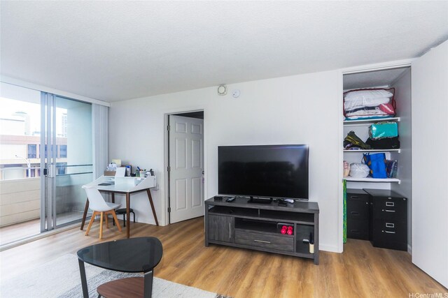 780 Amana St Unit 205, Honolulu, HI 96814 - photo 8
