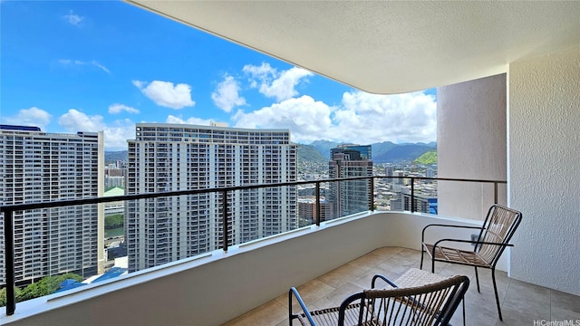 1910 Ala Moana Blvd Unit 32E, Honolulu, HI 96815 - balcony featuring a view of city
