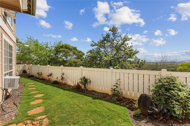 94-100 Huki Pl Unit S106, Waipahu, HI 96797 - view of yard