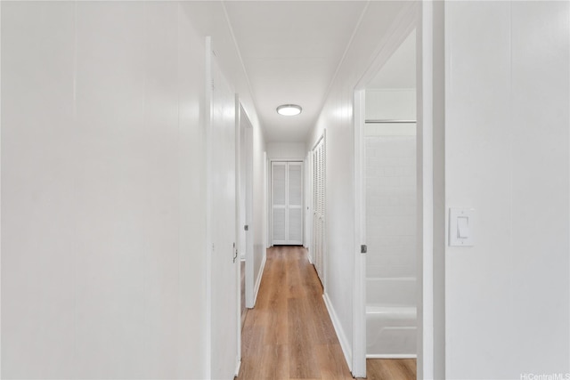 92-721 Anipeahi St, Kapolei, HI 96707 - corridor with light wood-style flooring