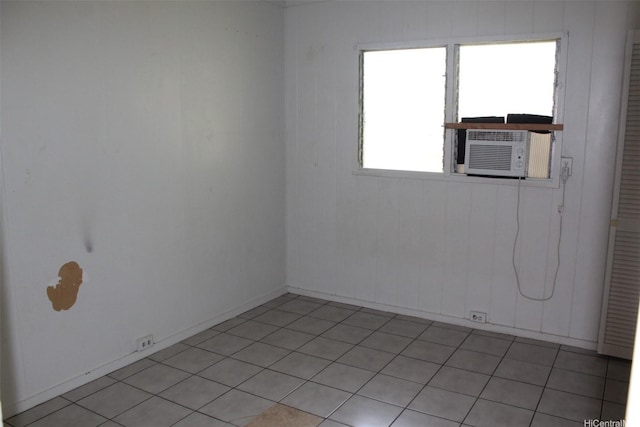 45-610 Kipawale Pl, Kaneohe, HI 96744 - empty room with cooling unit and baseboards