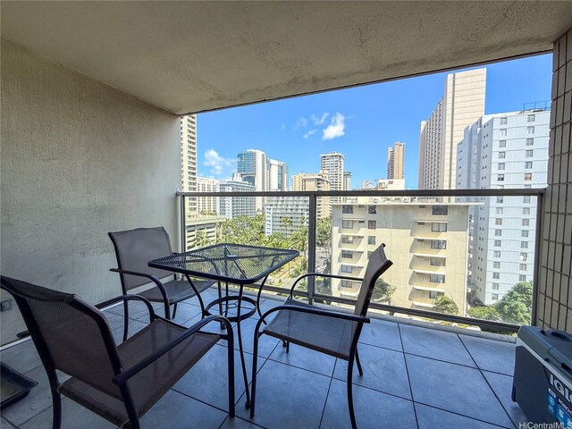 445 Seaside Ave Unit 1120, Honolulu, HI 96815 - balcony featuring a skyline view