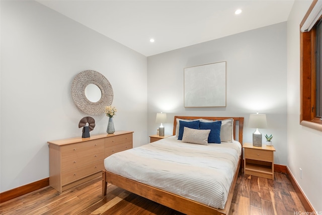 4967 Maunalani Cir Unit B, Honolulu, HI 96816 - bedroom with baseboards, wood finished floors, and recessed lighting