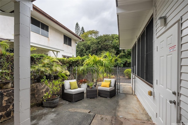 1456 Ala Aolani St, Honolulu, HI 96819 - view of patio / terrace with a gate