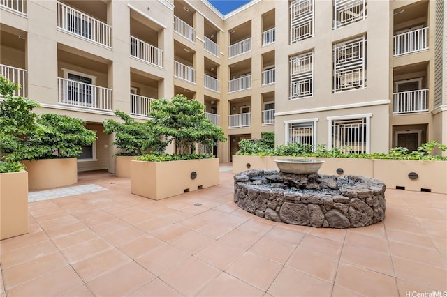 520 Lunalilo Home Rd Unit 7427, Honolulu, HI 96825 - view of patio