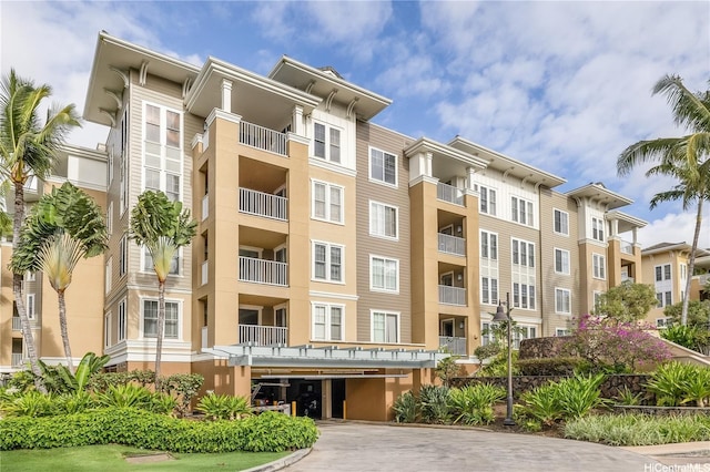 520 Lunalilo Home Rd Unit 7427, Honolulu, HI 96825 - view of apartment building / complex