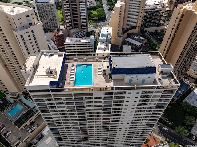 400 Hobron Ln Unit 1807, Honolulu, HI 96815 - view of urban area featuring a pool