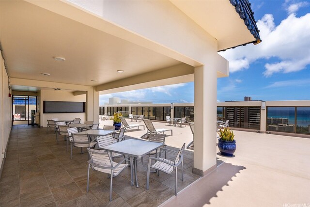 400 Hobron Ln Unit 1807, Honolulu, HI 96815 - view of patio