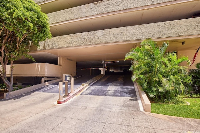 2345 Ala Wai Blvd Unit 2210, Honolulu, HI 96815 - view of car parking