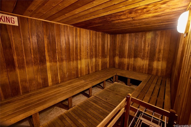 2345 Ala Wai Blvd Unit 2210, Honolulu, HI 96815 - relaxing sauna / steam room with wooden walls and wooden ceiling