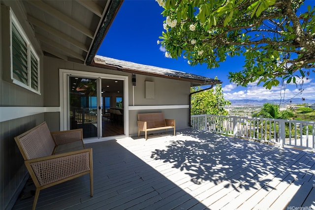 1076 Ilima Dr Unit A, Honolulu, HI 96817 - view of wooden deck