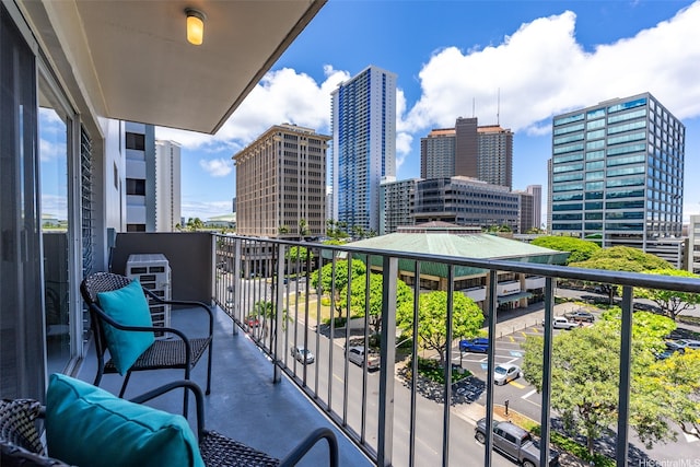 731 Amana St Unit 703, Honolulu, HI 96814 - balcony featuring a view of city