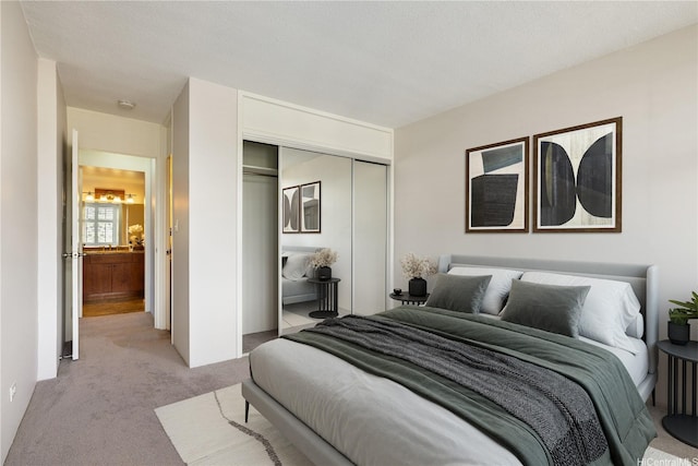 2825 S King St Unit 2403, Honolulu, HI 96826 - bedroom with light carpet and a closet