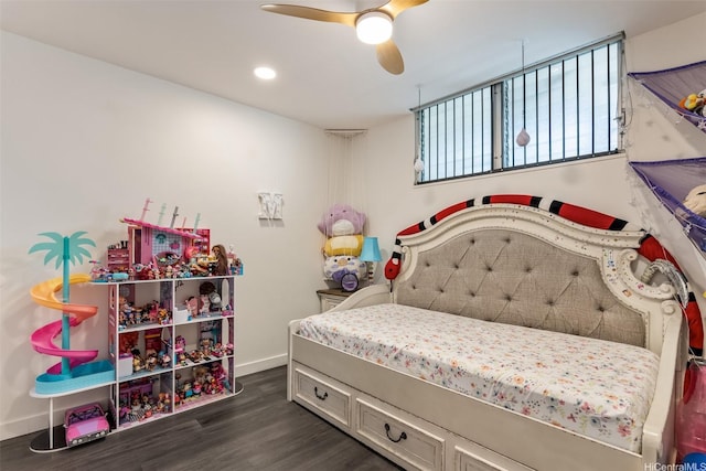 469 Ena Rd Unit 3404, Honolulu, HI 96815 - bedroom featuring dark wood-style flooring, a ceiling fan, and recessed lighting