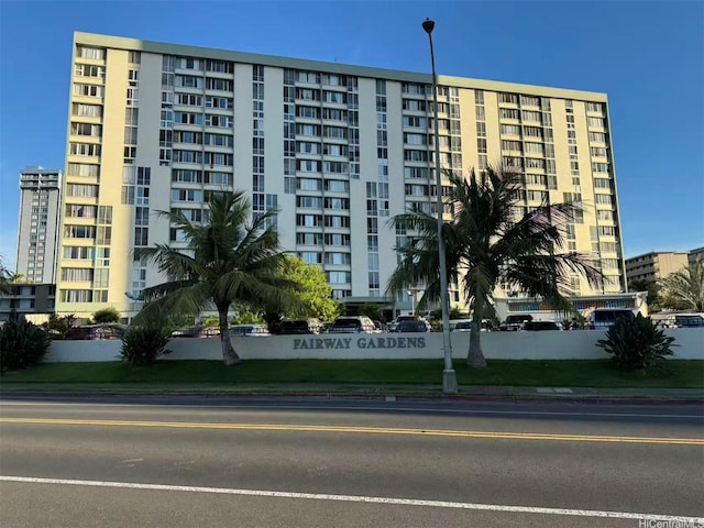 5210 Likini St Unit 901, Honolulu, HI 96818 - view of apartment building / complex
