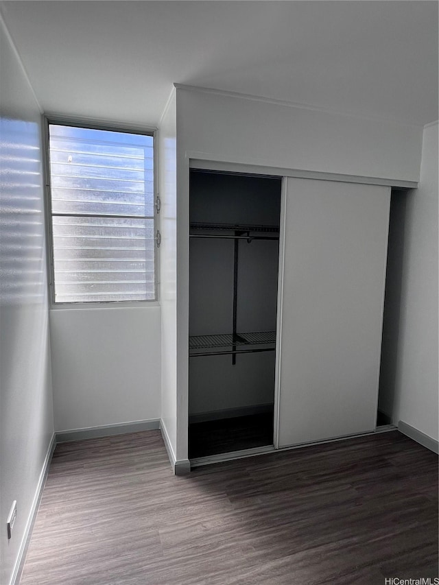 5210 Likini St Unit 901, Honolulu, HI 96818 - view of closet