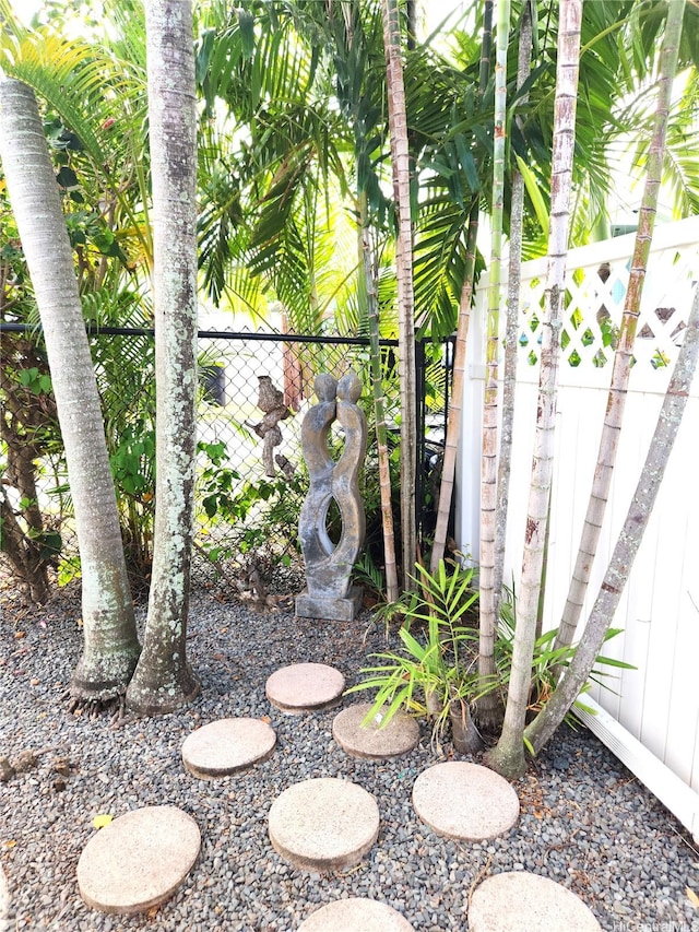 327 Hualani St Unit B, Kailua, HI 96734 - exterior view