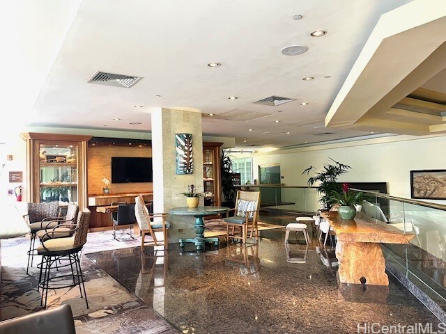 2045 Kalakaua Ave Unit 402, Honolulu, HI 96815 - building lobby with recessed lighting