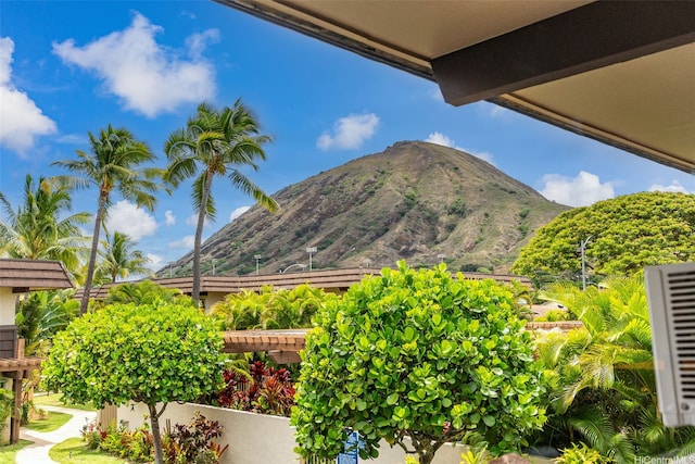 444 Lunalilo Home Rd Unit 602, Honolulu, HI 96825 - view of mountain background