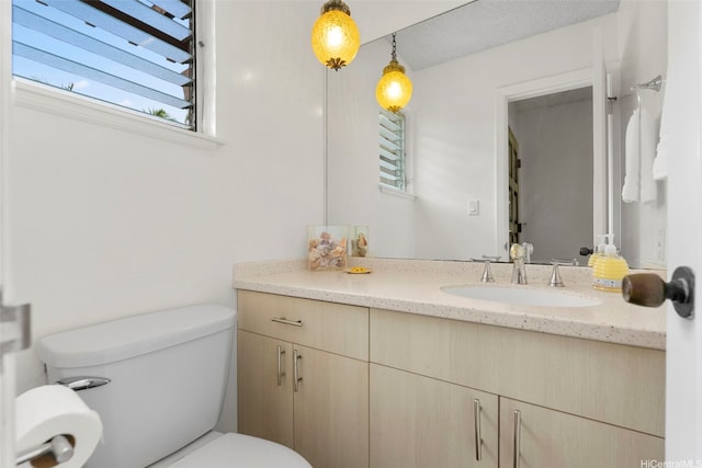 444 Lunalilo Home Rd Unit 602, Honolulu, HI 96825 - bathroom with plenty of natural light and vanity