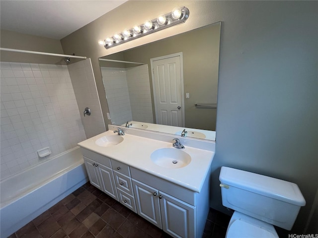 91-1035 Kaiko St, Ewa Beach, HI 96706 - full bath with double vanity and shower / bath combination
