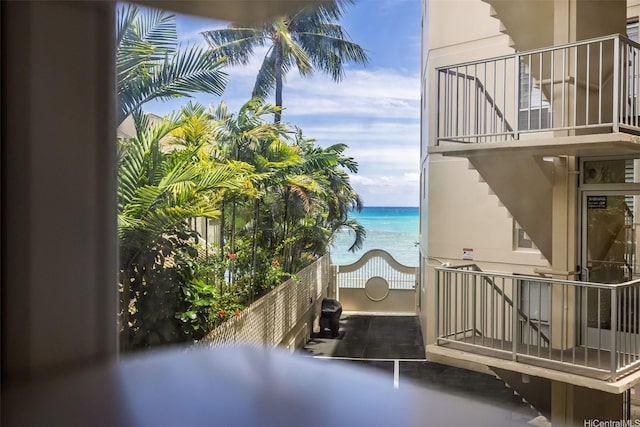 2801 Coconut Ave Unit 2D, Honolulu, HI 96815 - patio / terrace with a water view