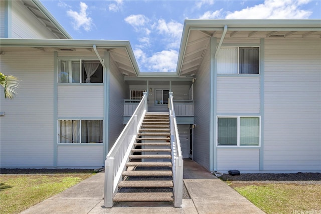 95-536 Wikao St Unit D106, Mililani, HI 96789 - view of building exterior with stairs
