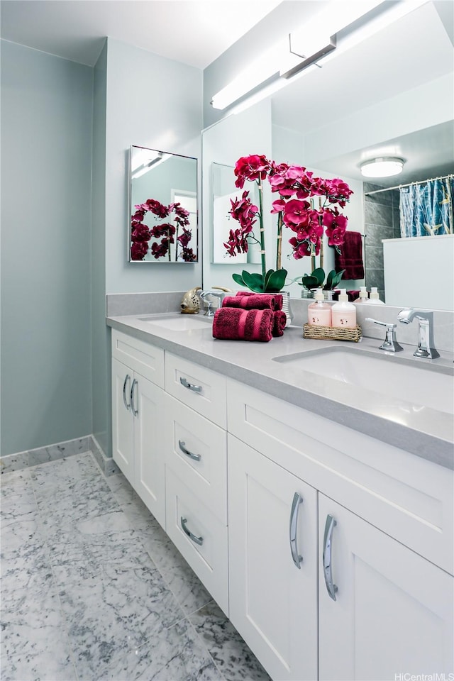 521 Hahaione St Unit 2/12H, Honolulu, HI 96825 - full bath featuring double vanity, curtained shower, and marble look tiles