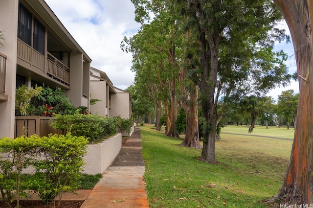 95-142 Kuahelani Ave Unit 251, Mililani, HI 96789 - surrounding community with a yard
