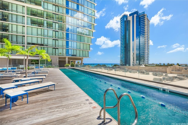 1001 Queen St Unit 3907, Honolulu, HI 96814 - view of community pool