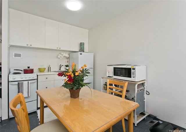 747 Amana St Unit 810, Honolulu, HI 96814 - photo 3