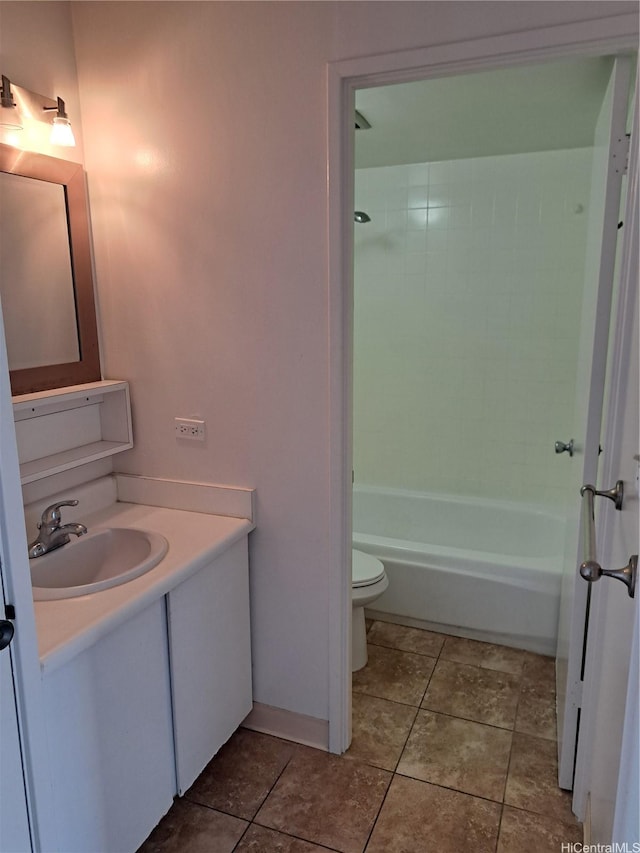 1650 Piikoi St Unit 403, Honolulu, HI 96822 - bathroom with vanity,  shower combination, and tile patterned flooring