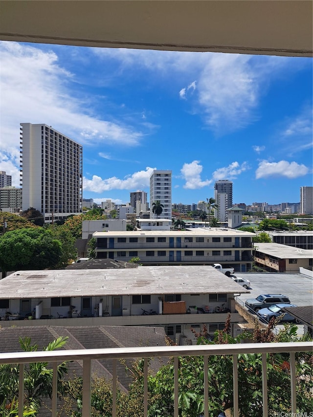 1650 Piikoi St Unit 403, Honolulu, HI 96822 - view of city skyline