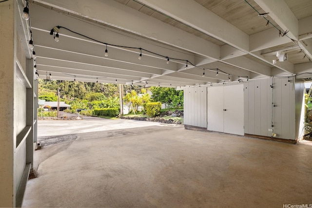 44 Akamu Pl, Honolulu, HI 96817 - view of garage
