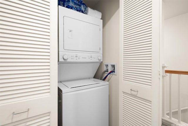 91-3633 Kauluakoko St Unit 412, Ewa Beach, HI 96706 - washroom with estacked washer and dryer