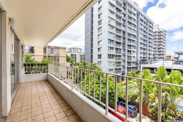 1425 Punahou St Unit 404, Honolulu, HI 96822 - view of balcony