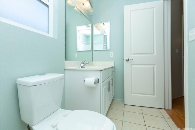 91-1001 Keaunui Dr Unit 106, Ewa Beach, HI 96706 - half bath with vanity and tile patterned floors