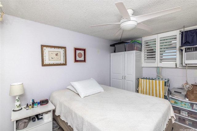 2211 Ala Wai Blvd Unit 3201, Honolulu, HI 96815 - bedroom featuring a textured ceiling and ceiling fan