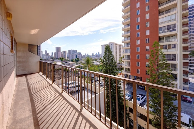 2754 Kuilei St Unit 702, Honolulu, HI 96826 - balcony with a view of skyline