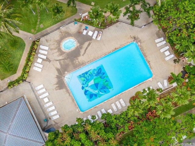 300 Wai Nani Way Unit 1715, Honolulu, HI 96815 - aerial view of a pool area