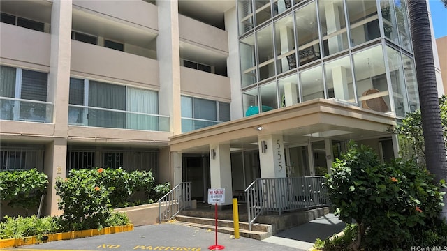 555 University Ave Unit 2807, Honolulu, HI 96826 - view of property