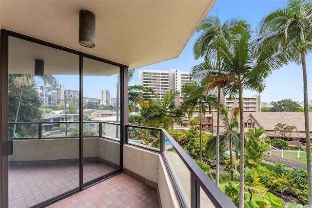 1525 Wilder Ave Unit 401, Honolulu, HI 96822 - balcony with a view of city
