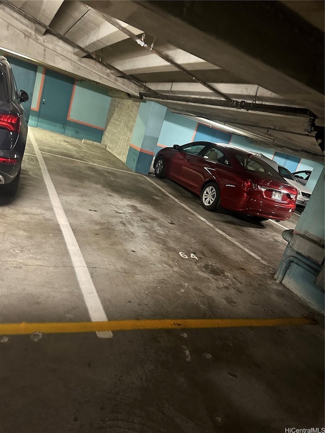 1525 Wilder Ave Unit 401, Honolulu, HI 96822 - view of parking deck